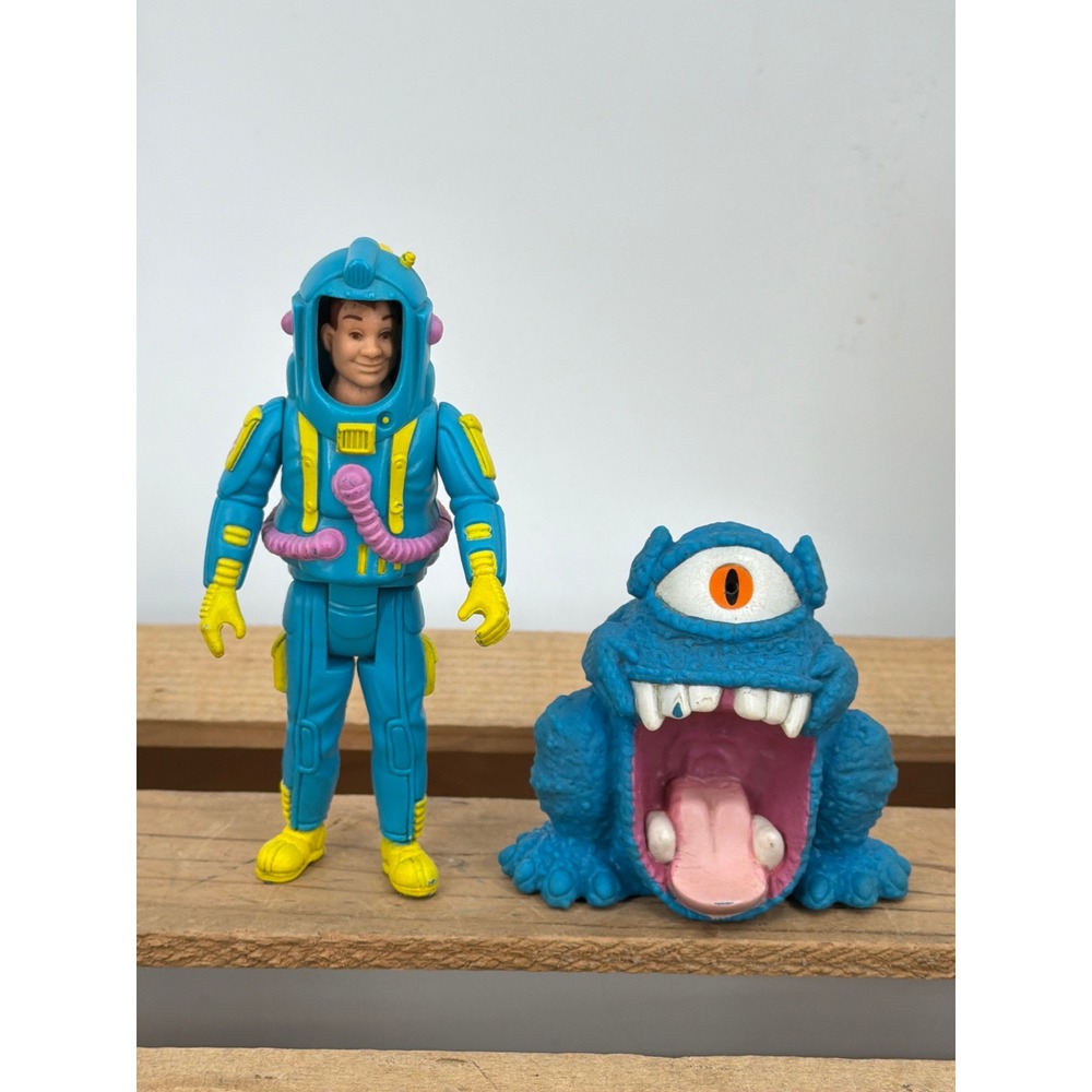 Vtg '84 Kenner Ghostbusters Ghost & '89 Fright Features Peter Venkman Figure‎